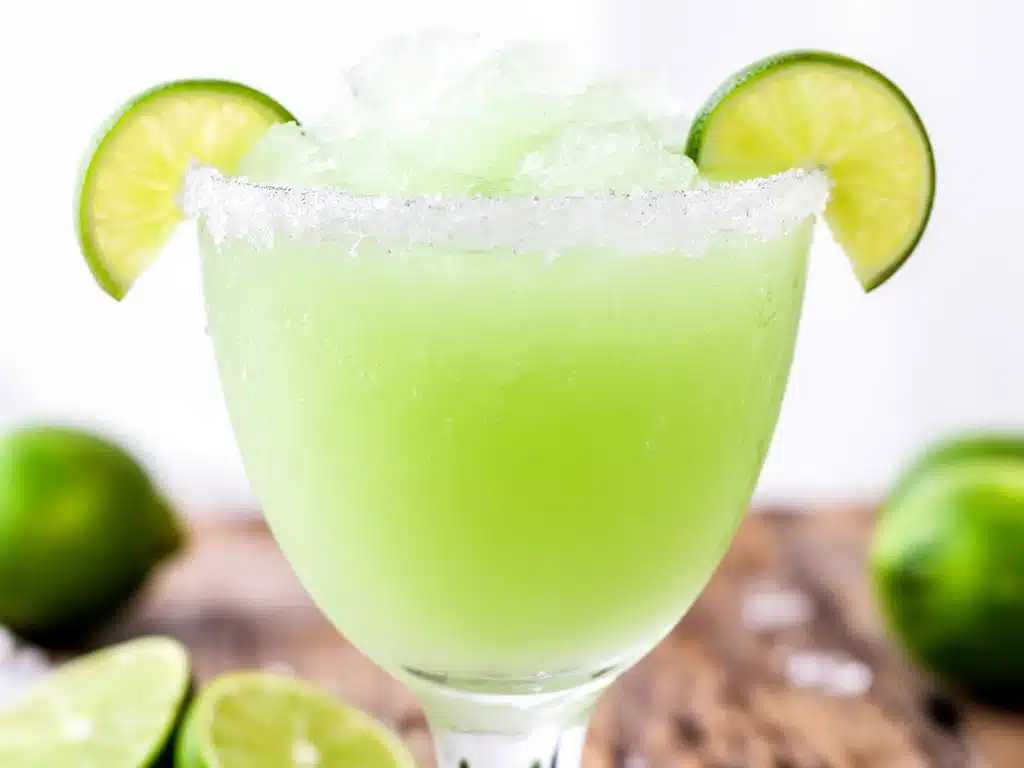 classic frozen margarita - featured image